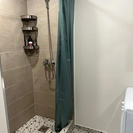 Tyzenhauzai Appartments شقة فيلنيوس